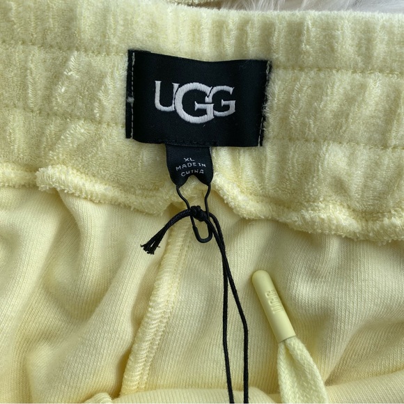 Ugg Terry Cloth Matching Set - Picture 2 of 4